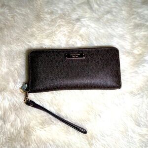 Michael Kors MK Logo Print Signature Travel Wallet | Brown |